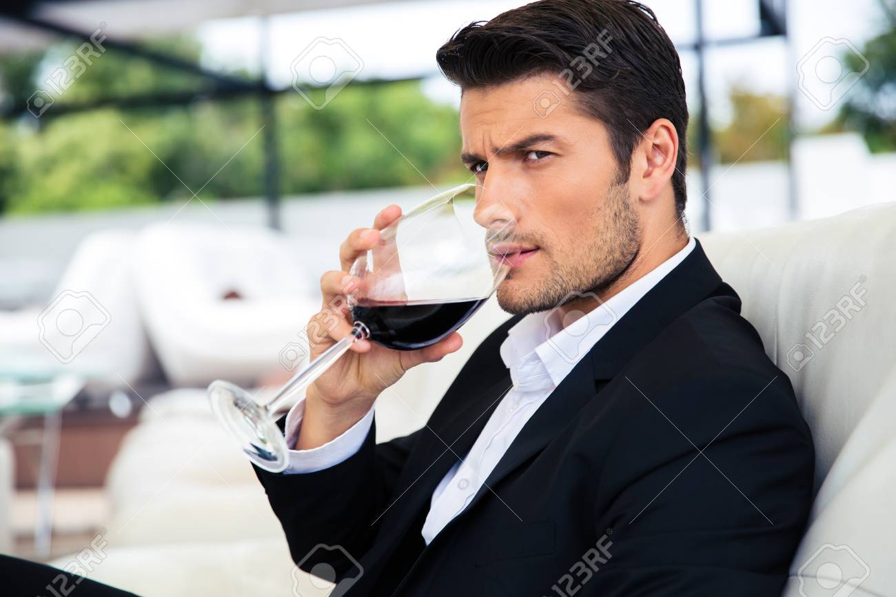 [Uncaptioned image]