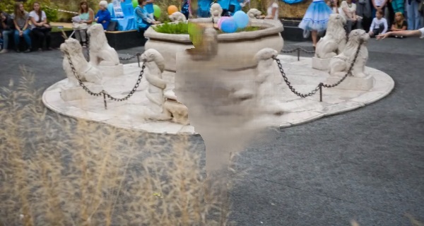 Refer to caption