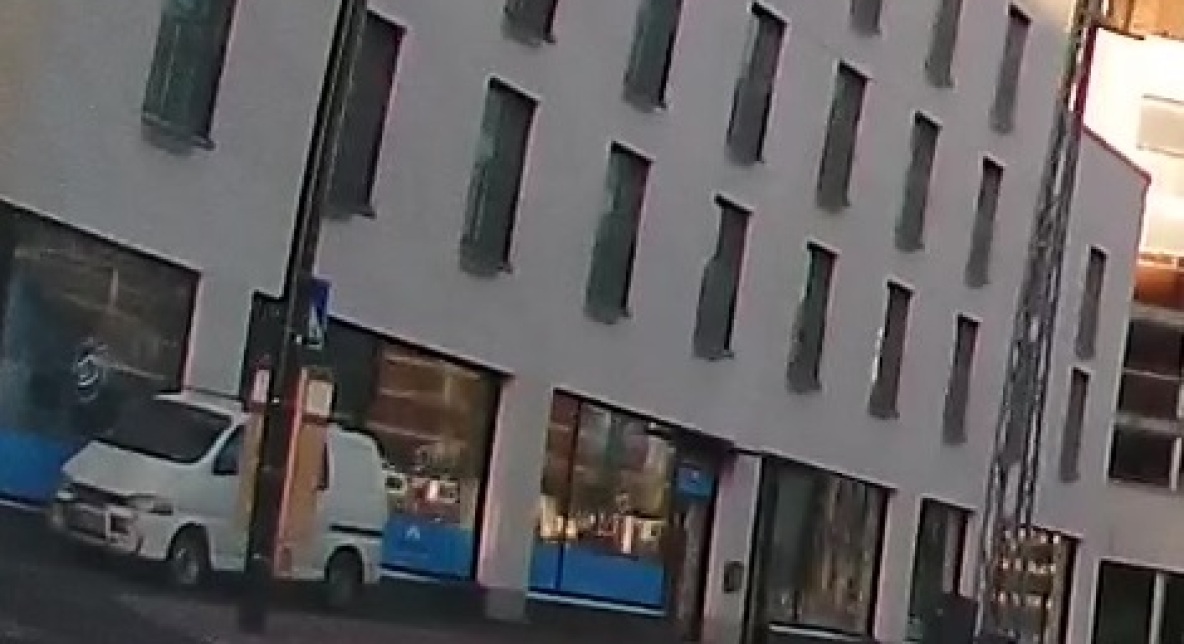 Refer to caption