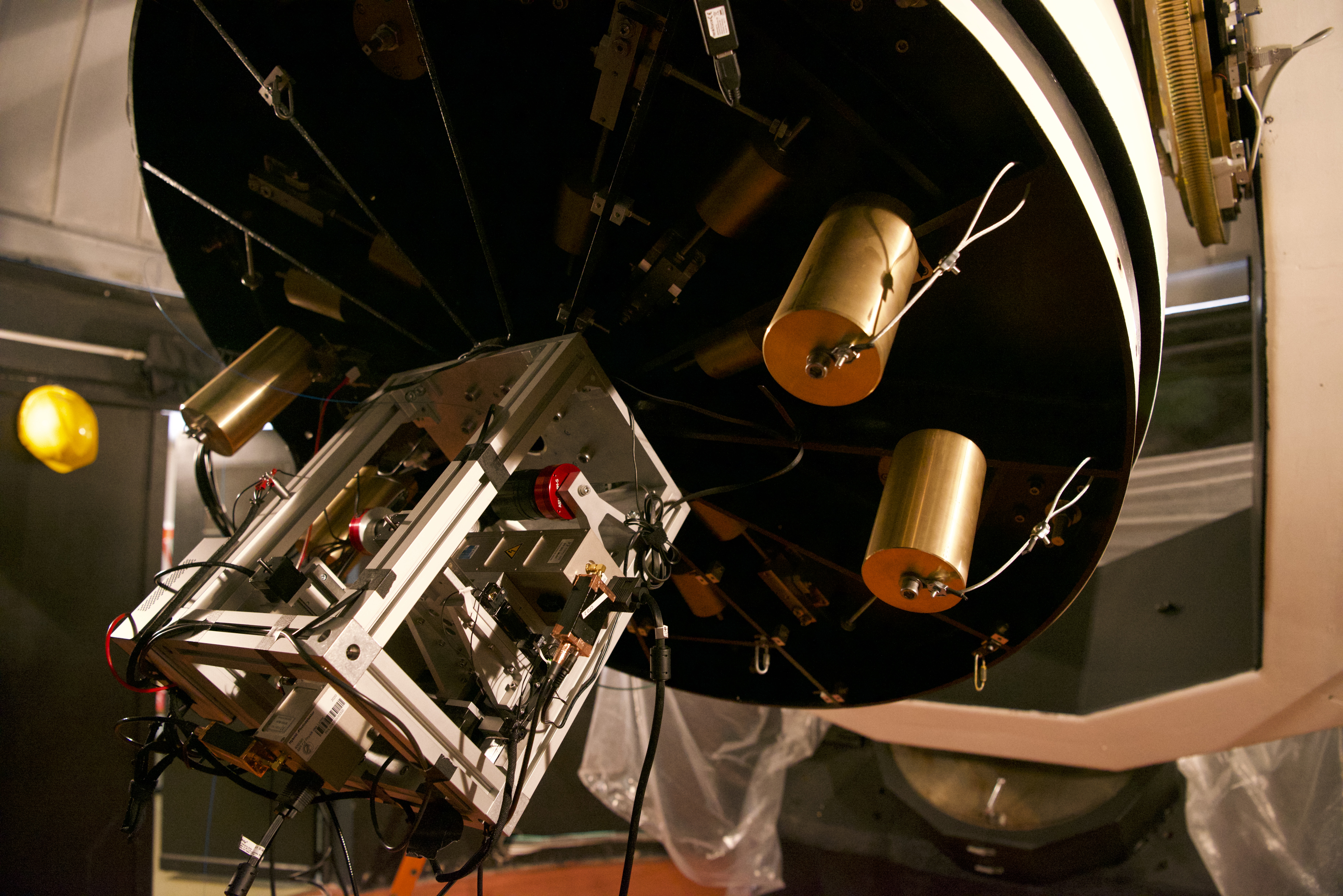 Picture of the setup attached to the telescope output.